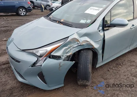2018 Toyota Prius Two из США, поврежденный, VIN JTDKBRFU4J3594576